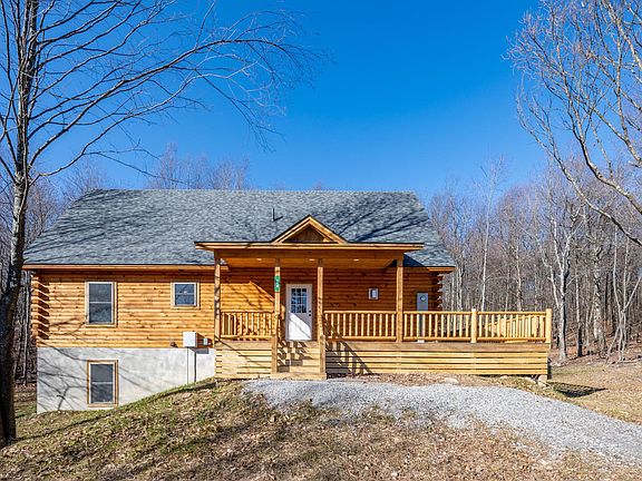 3rd image of 118 Black Diamond Ct