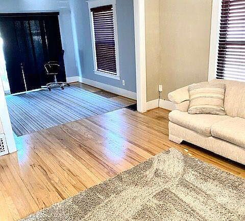 5th image of 702 S Altadena Ave