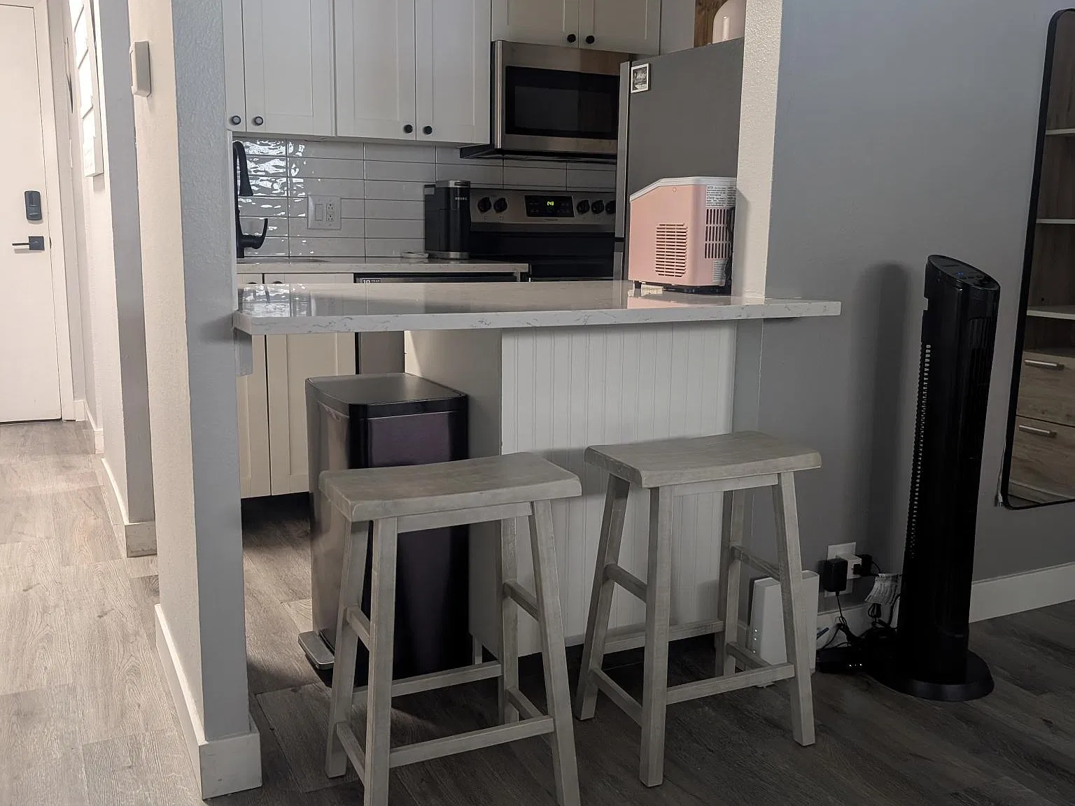 1233 N Ogden St — Photo 4