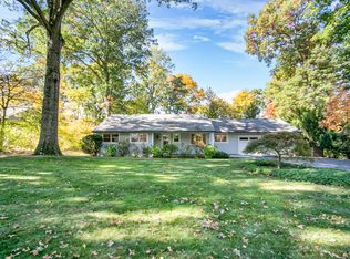 47 Archer Ln, Stamford, CT 06905