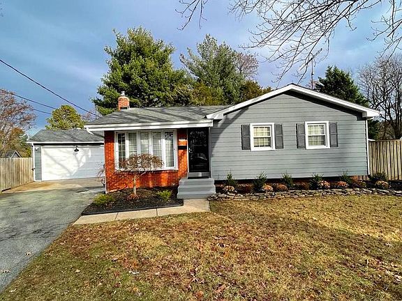 2nd image of 13020 Saint Charles Pl