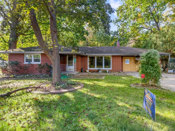 4931 Hillcrest Rd, Michigan City, IN 46360
