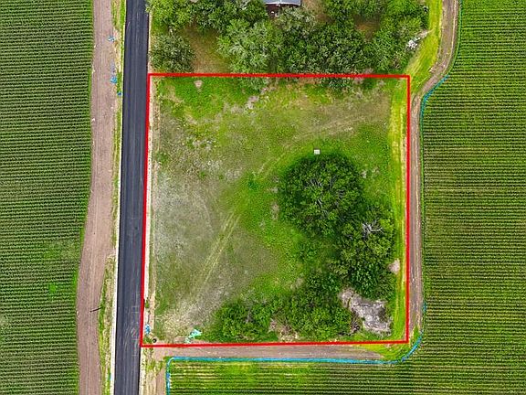 3rd image of 29656 Guajardo Rd