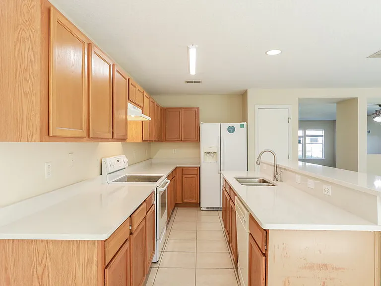 12613 Wooded Bluff Ct — Photo 8