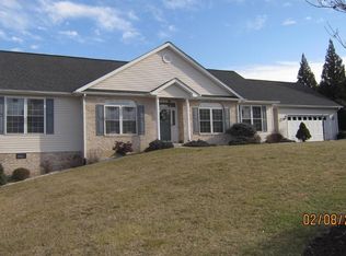 54 Fairfield Ct, Staunton, VA 24401