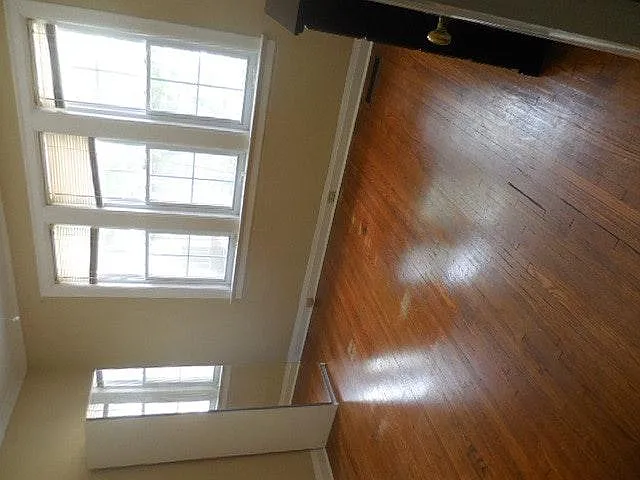 1920 Portland Ave #6 — Photo 3