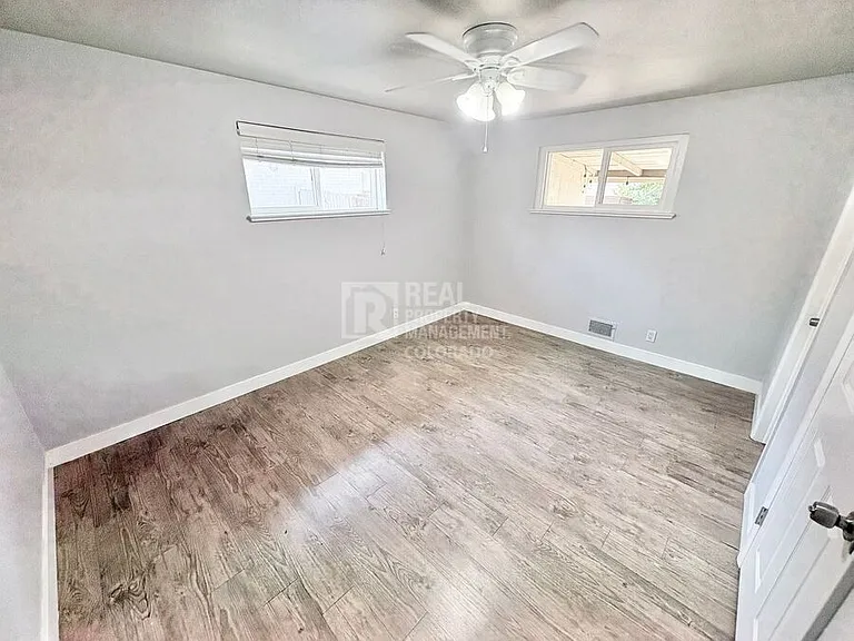 315 Galena St — Photo 10