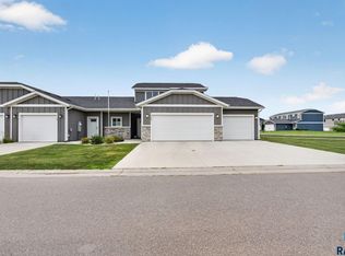 9309 W Ark Pl, Sioux Falls, SD 57106