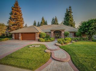 6604 Iron Oak Dr, Bakersfield, CA 93312