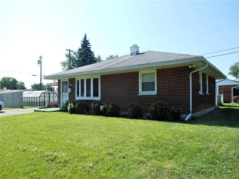 2nd image of 4542 Woodbine Ave