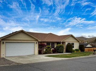 108 N 57th St, Yakima, WA 98901