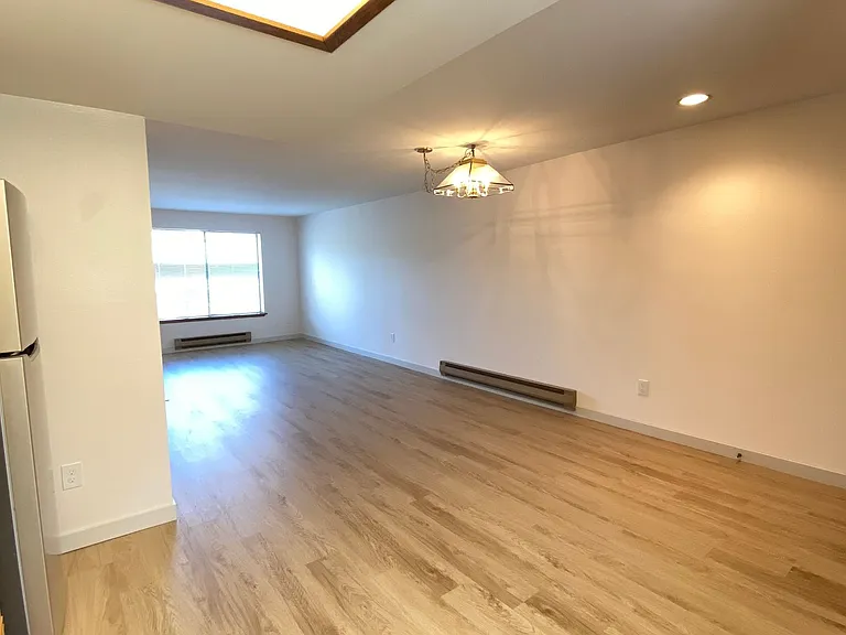 The Sandridge, LLC — Photo 4