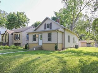 3624 Columbia St, Des Moines, IA 50313
