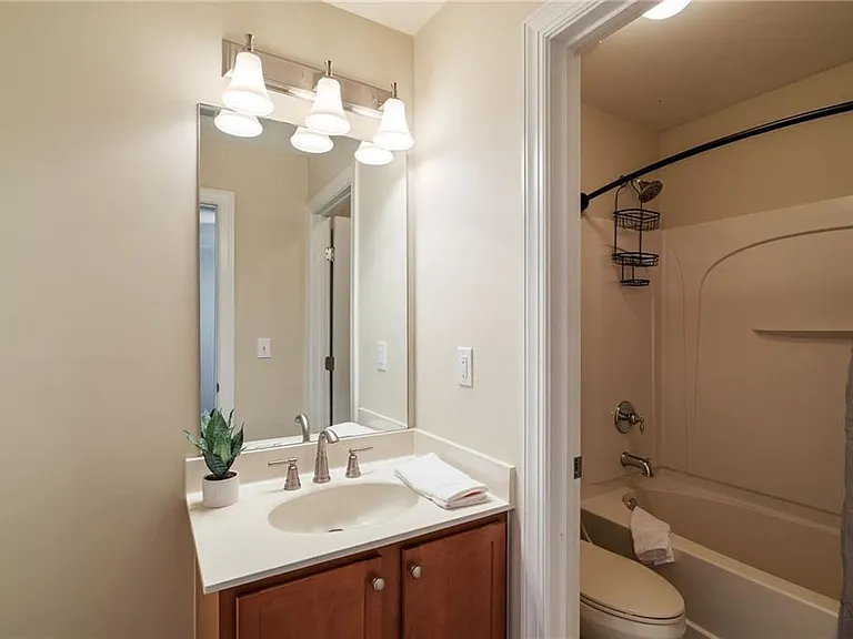 3845 Seaton Dr — Photo 34