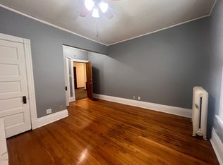 1830 N. Oakland Ave., Milwaukee, WI 53202