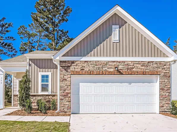 753 Shepard Rock Dr, Zebulon, NC 27597