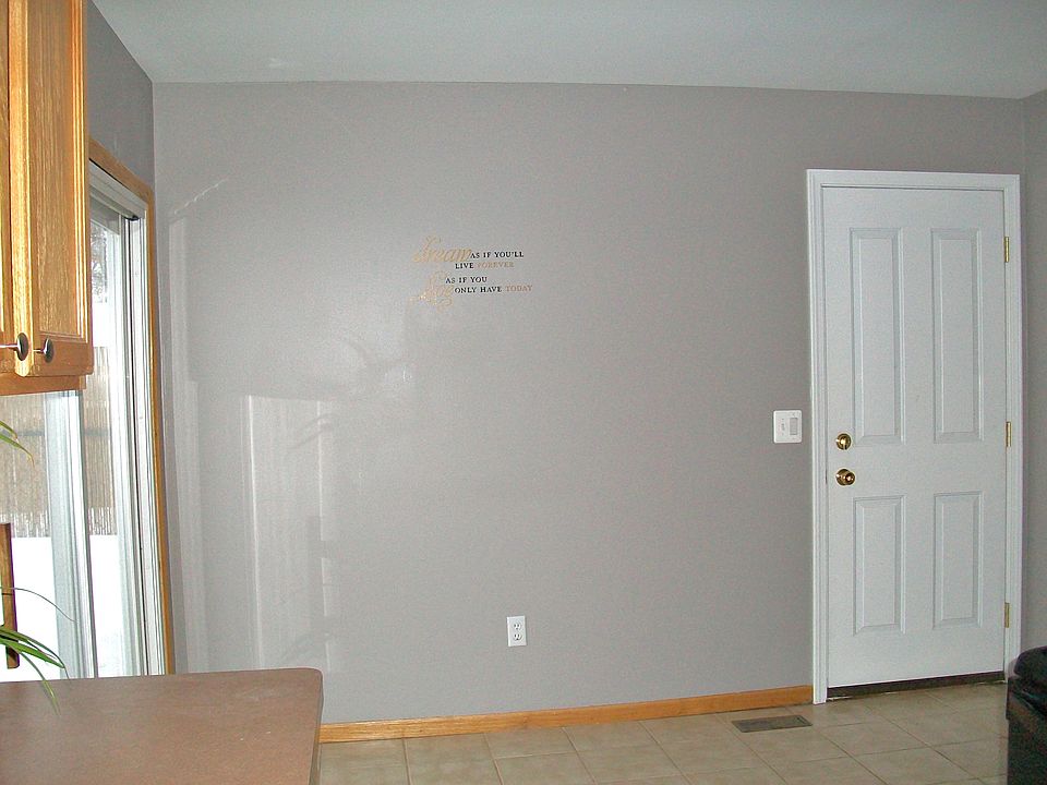 2nd image of 8980 Vinewood Ave