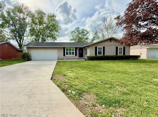 307 Strecker Ln, Marietta, OH 45750