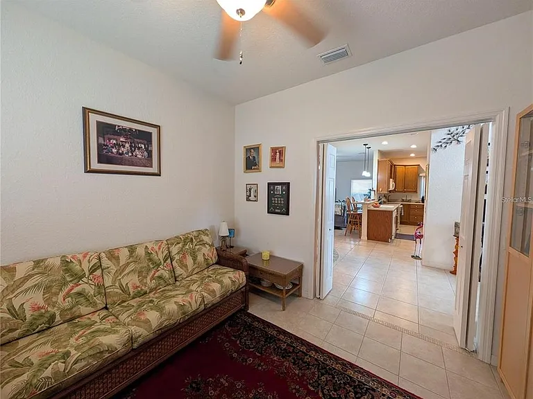 4480 Strathmore Dr — Photo 15