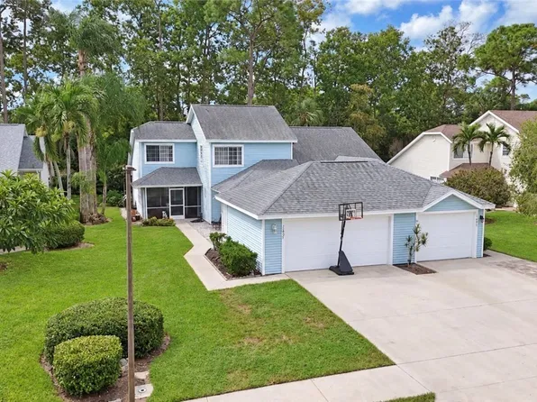 1407 Monarch Cir #B-2, Naples, FL 34116