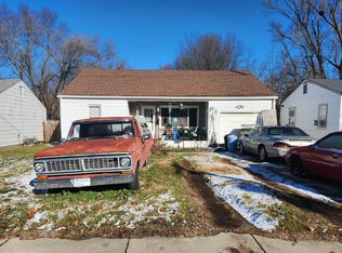 1727 W Nichols St, Springfield, MO 65802