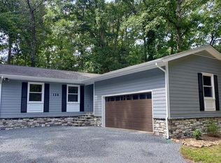 128 Jefferson Ave, Locust Grove, VA 22508
