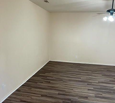 3rd image of 823 Tony Sanchez Dr SE