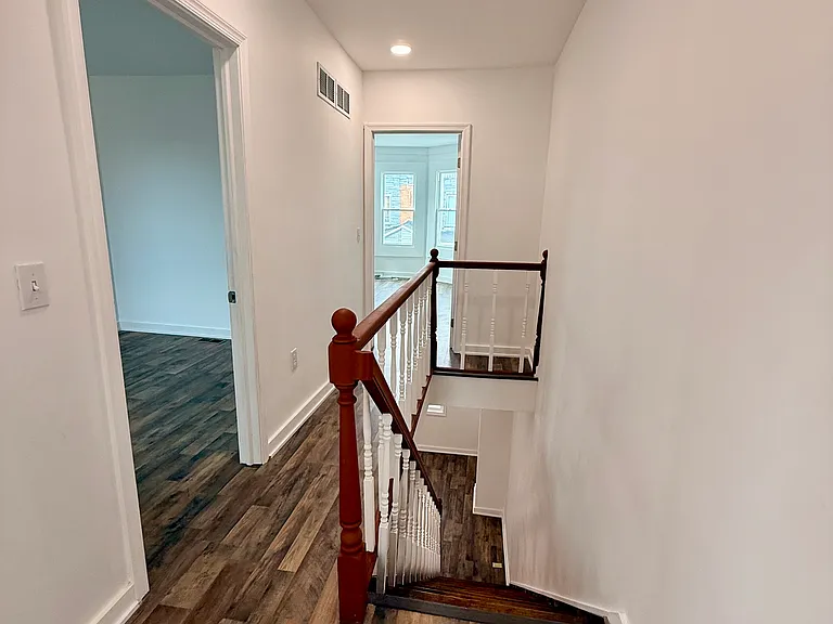 1417 S Vogdes St — Photo 6