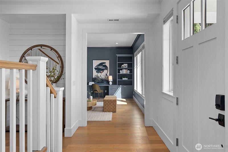 5th image of 6539 53rd Avenue NE