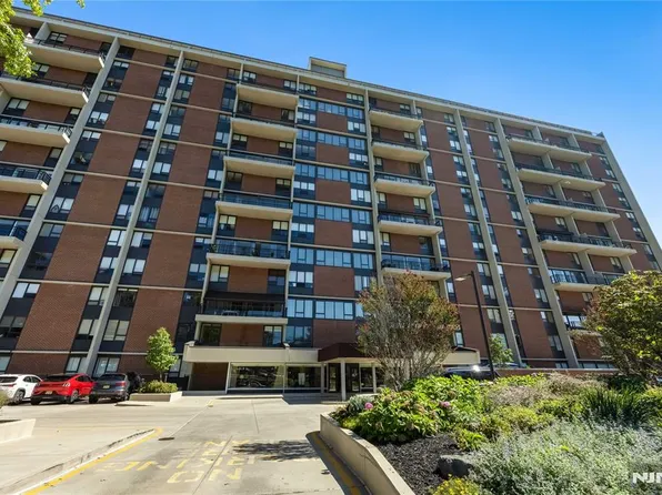 3 Horizon Road #1023, Fort Lee, NJ 07023