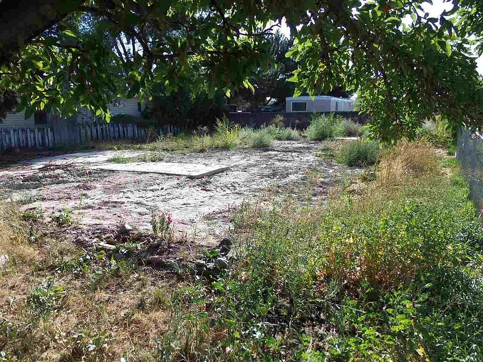 2nd image of 4761 Whitaker Rd
