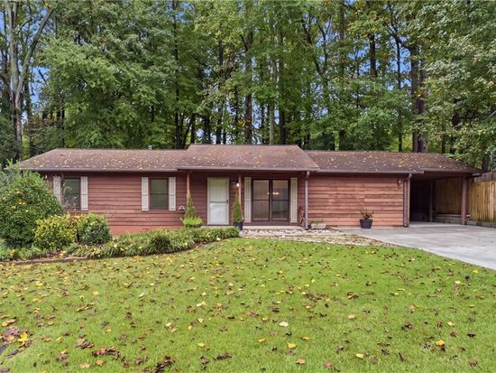 3095 Woodland Dr NW, Kennesaw, GA 30152