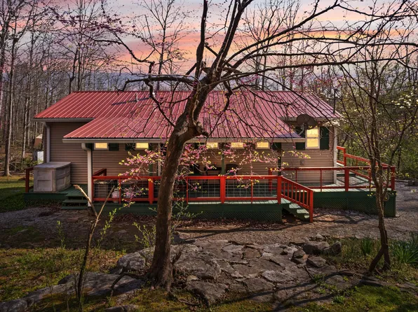 249 Robins Nest Dr, Somerset, KY 42501