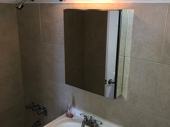Bath room 