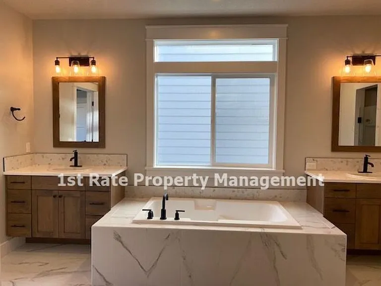5686 E Clear Ridge St — Photo 14