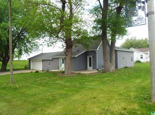 159 Jones St, Ocheyedan, IA 51354