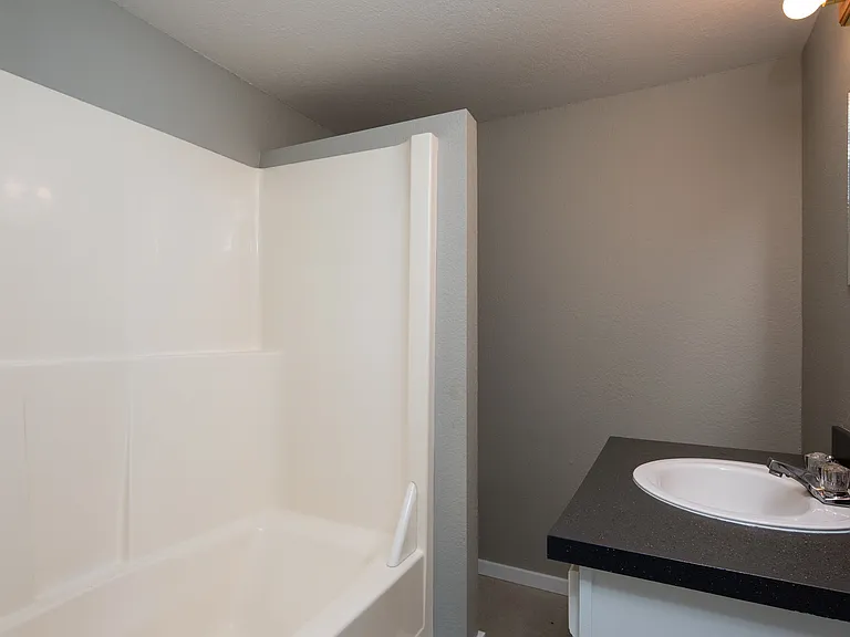 4426 Alice St — Photo 6