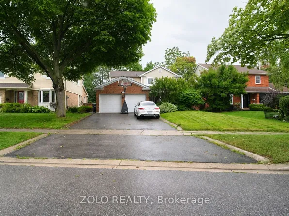 4084 Rolling Valley Dr, Mississauga, ON L5L 2K8