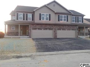 2804 Pin Oak Dr, Harrisburg, PA 17112