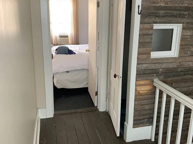 54 Elm St — Photo 16