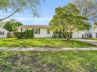 2412 Southwood Dr, Champaign, IL 61821