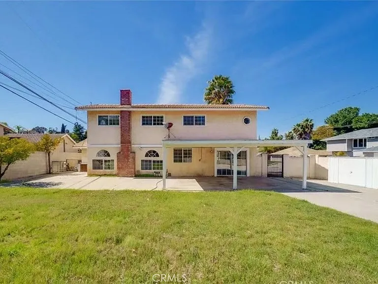 402 Bregante Dr — Photo 5