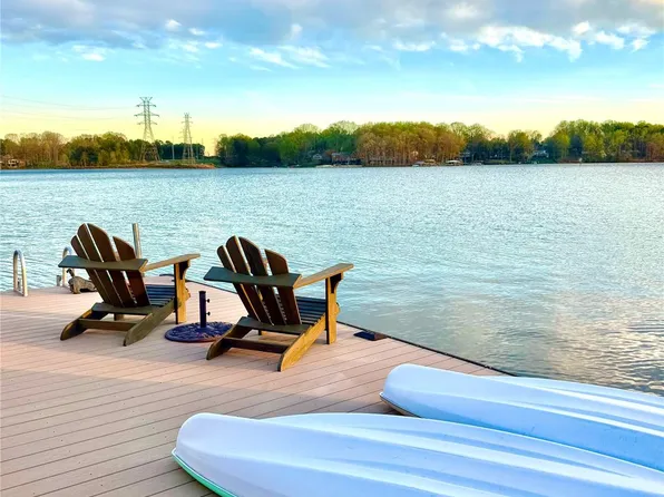 6511 Songbird Ln, Denver, NC 28037