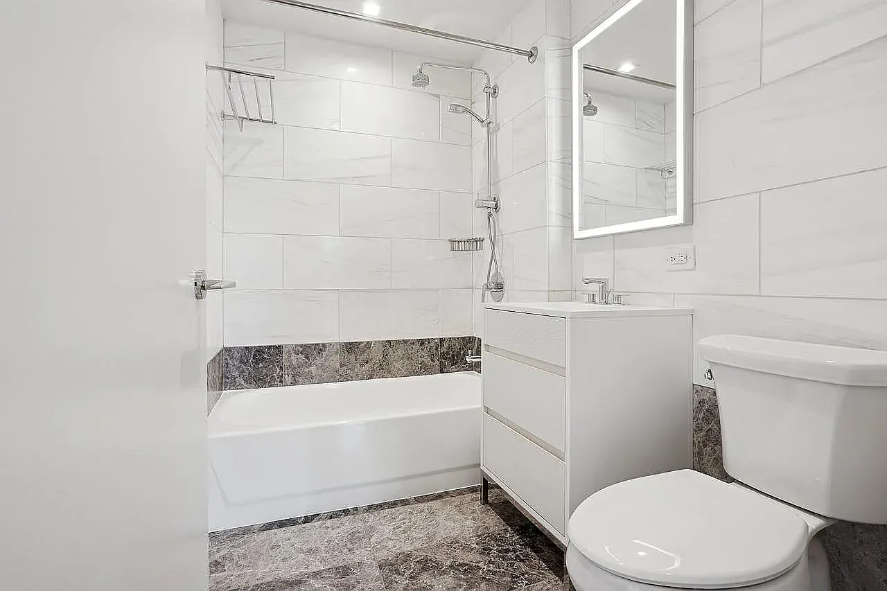 One Columbus Place — Photo 4