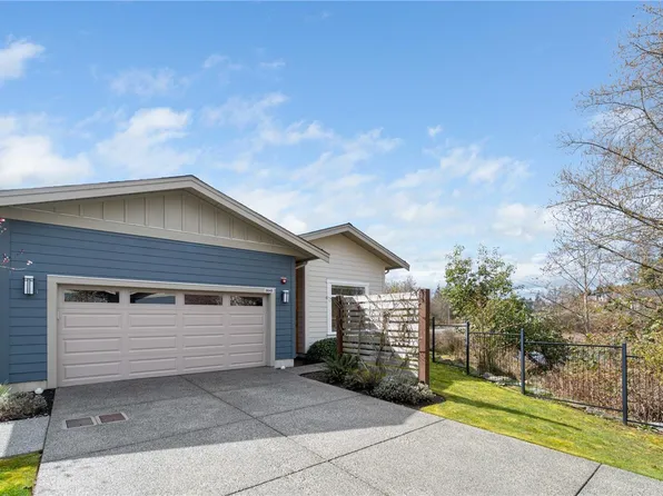 5648 Linley Valley Dr, Nanaimo, BC V9T