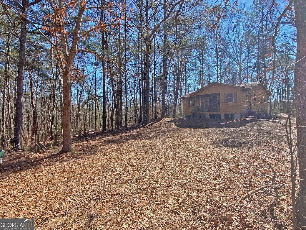 1394 Highway 136 W photo 1