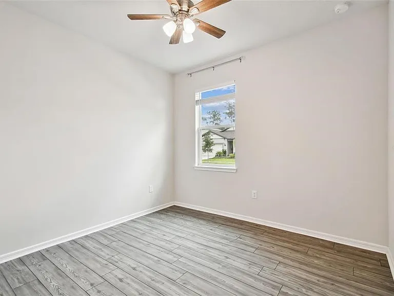 13144 Peachleaf Ave — Photo 23