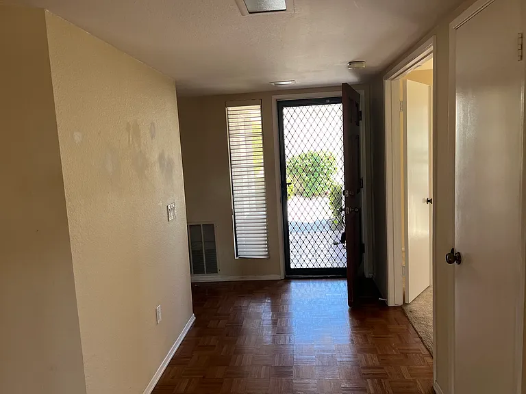 7309 Paseo Verde — Photo 10