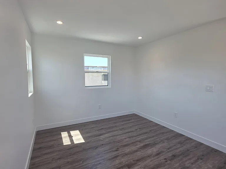 611 Silver Strand Blvd #2 — Photo 17