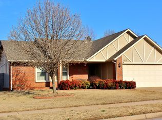 1815 S Gardenia Pl, Broken Arrow, OK 74012